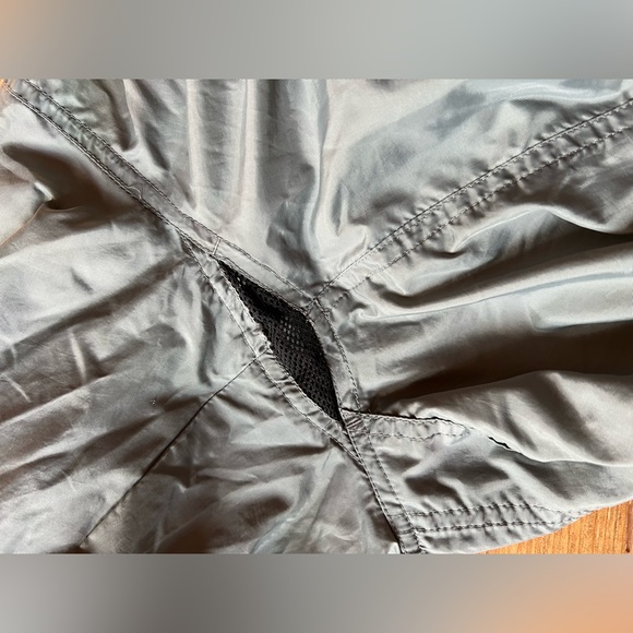 Gap Rain Jacket 90s- 2000s Cell Phone Pocket - Picture 7 of 10